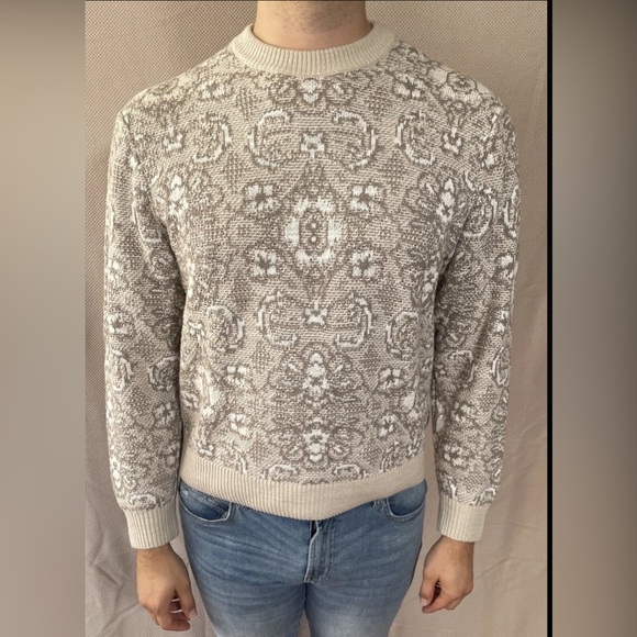 Abercrombie & Fitch Other - Abercrombie & Fitch Men's Ivory & Beige Paisley Size L Knit Pullover Sweater